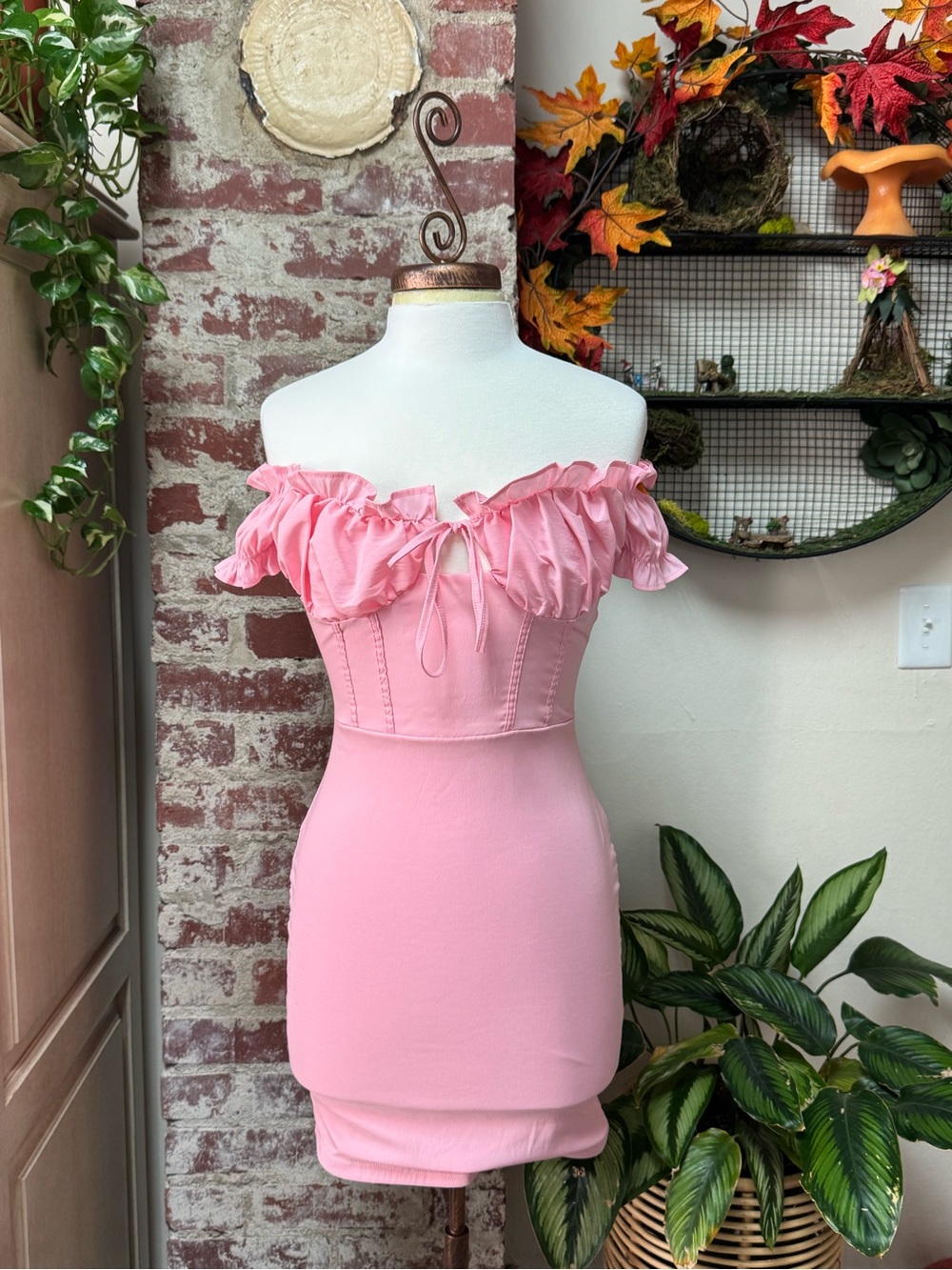 PrettyLittleThingCoquette Milkmaid Pink Ruffle Mini Dress Size 4